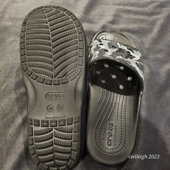 Crocs camo slides - Picture 3 of 6